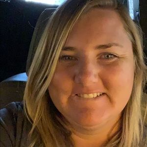 Meet your Posher, Caryn